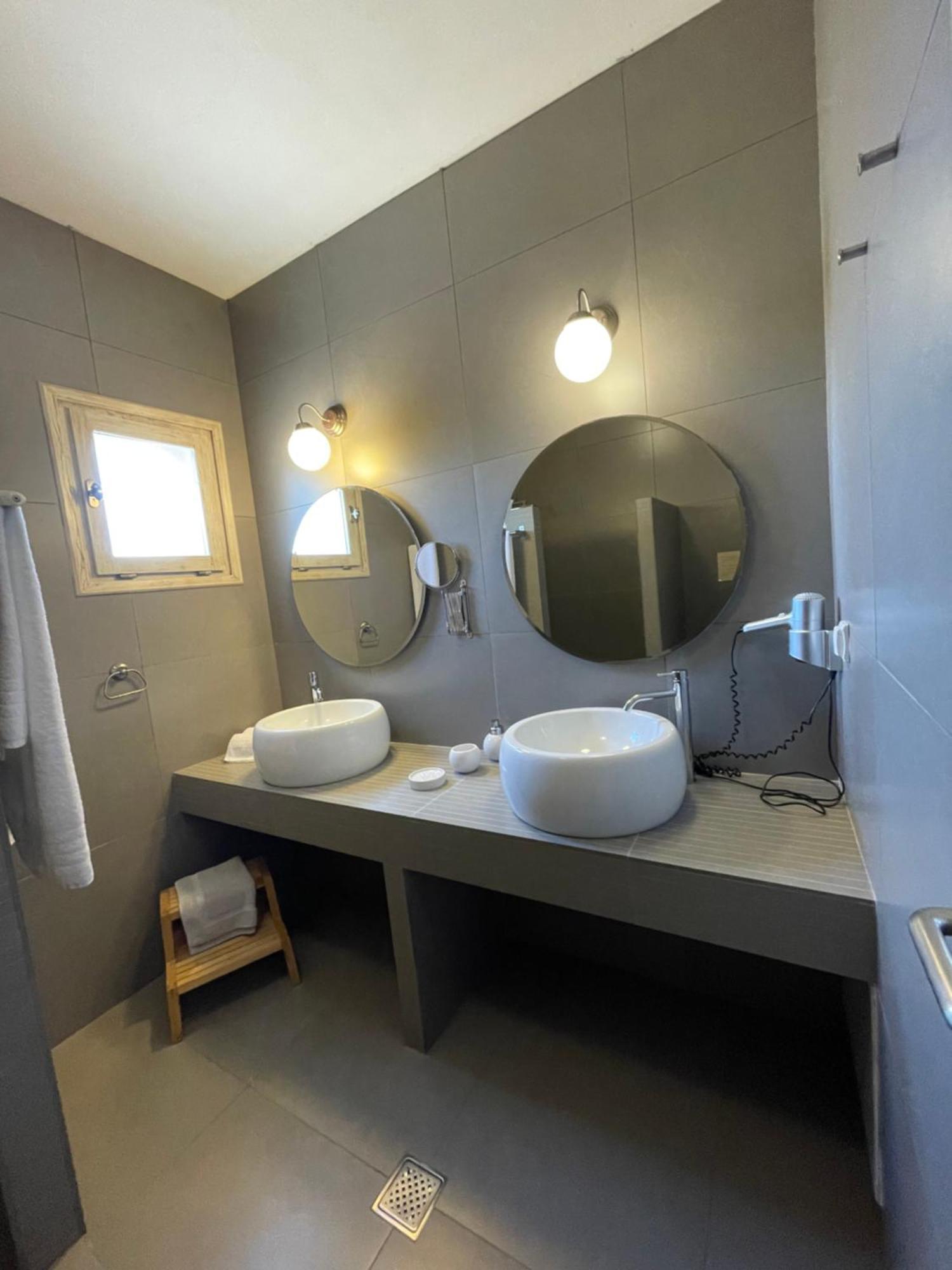 Speires Suites อีราเกลีย ภายนอก รูปภาพ