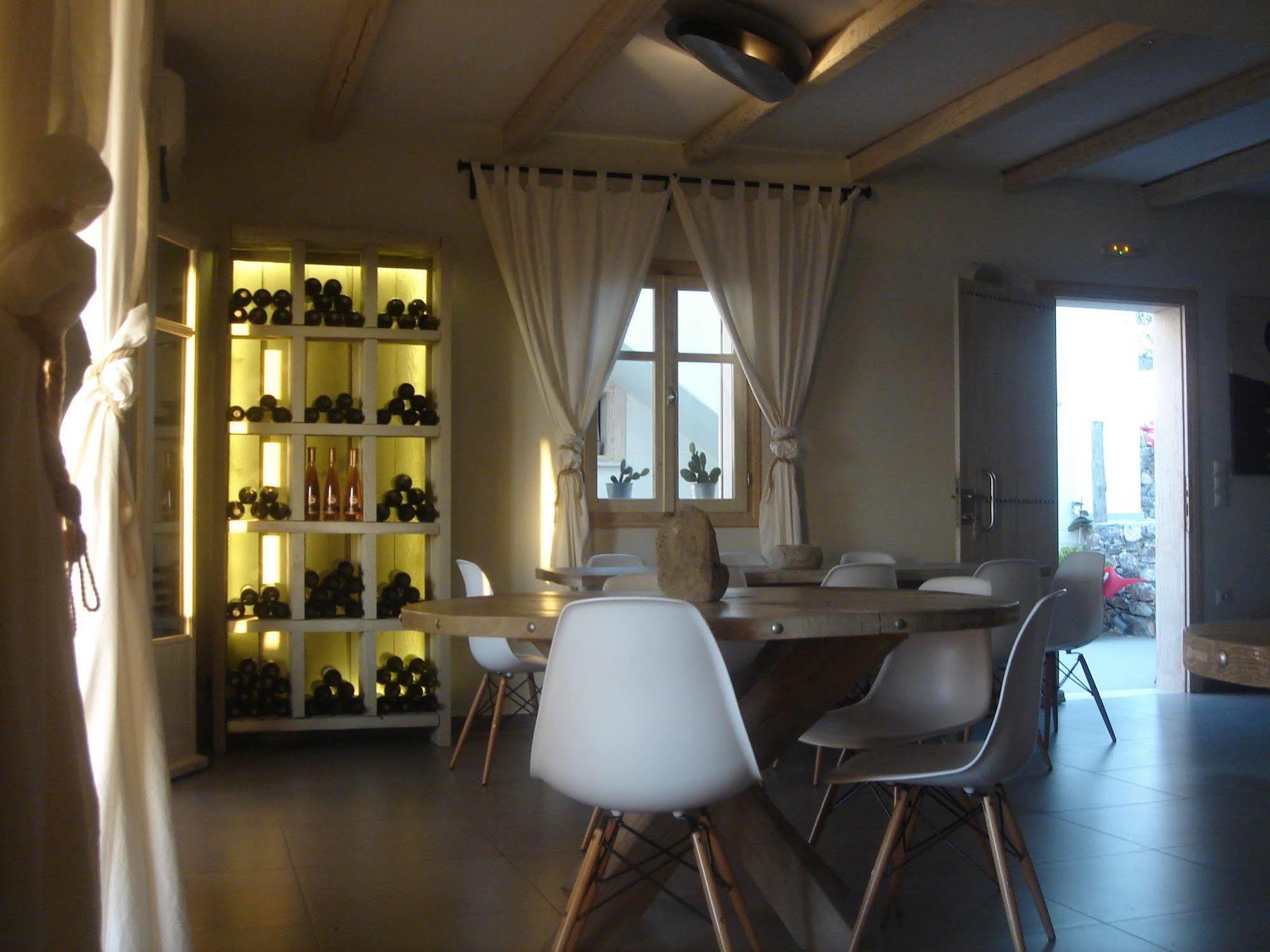 Speires Suites อีราเกลีย ภายนอก รูปภาพ